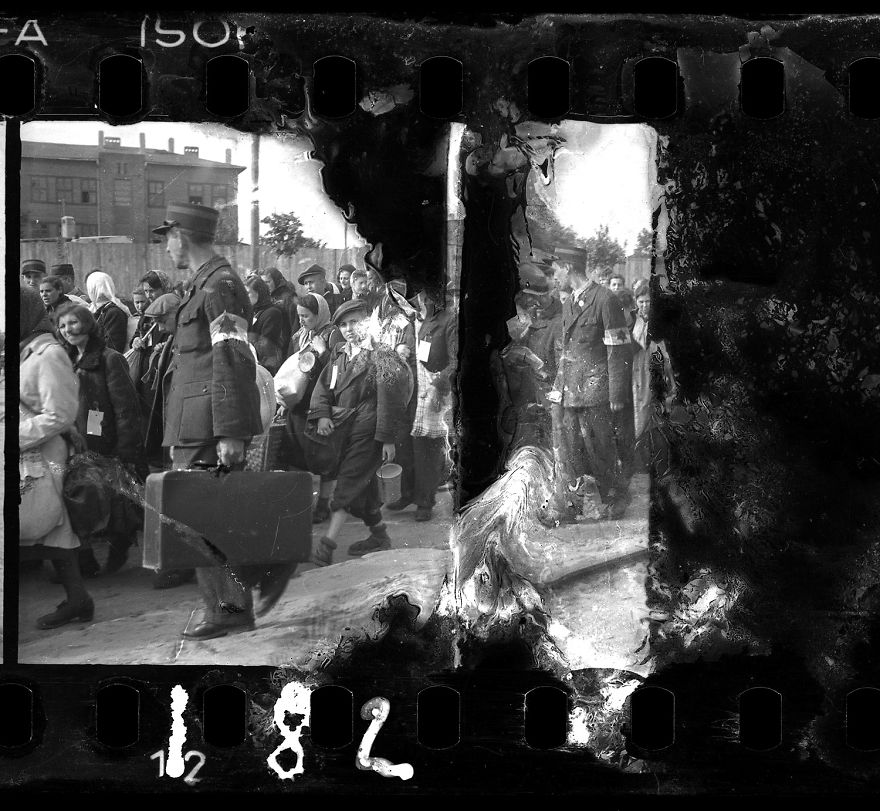 holocaust-lodz-ghetto-photography-henryk-ross-27-58e20609adaad__880