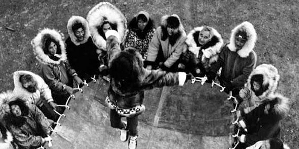 trampoline-history-inuit