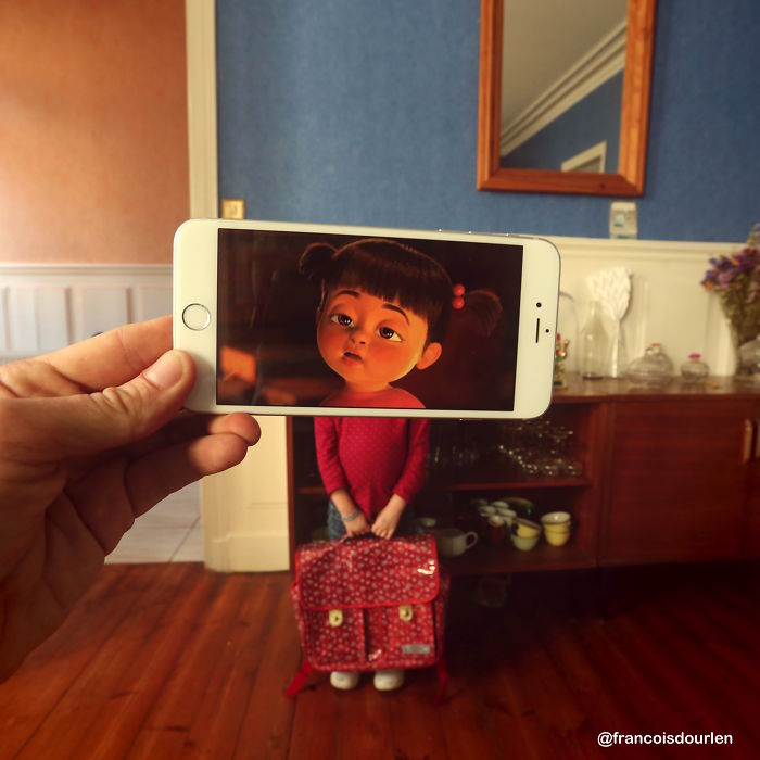 i-insert-disney-characters-into-real-life-situations-using-my-iphone-58c257354eda1__700