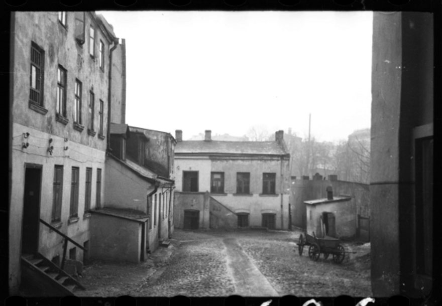 holocaust-lodz-ghetto-photography-henryk-ross-58e21ccc4053c__880