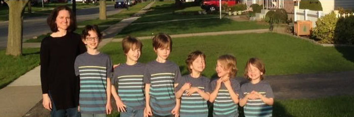 mom-6-sons-donate-hair-phoebe-kannisto-3-5901d0d5380f7__700