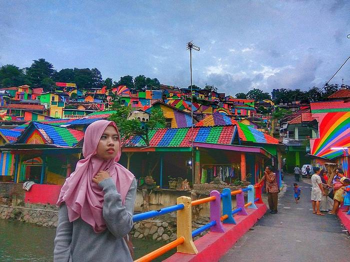 rainbow-village-kampung-pelangi-indonesia-8