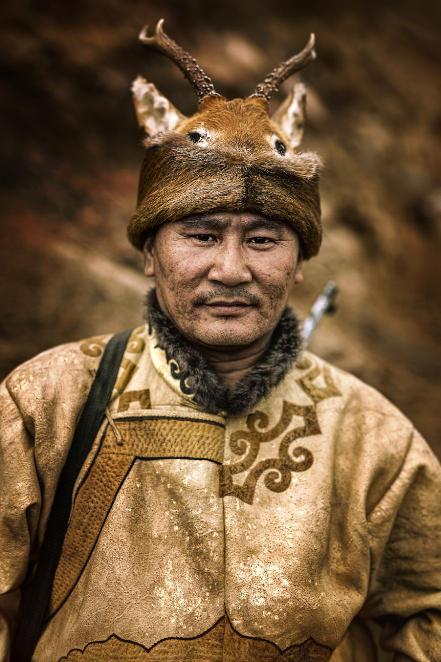 35-portraits-of-amazing-indigenous-people-of-siberia-from-my-the-world-in-faces-project-59476830650c6__880