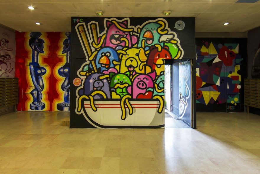 100-graffiti-artists-university-painting-rehab2-paris-596db4f6853c9__880